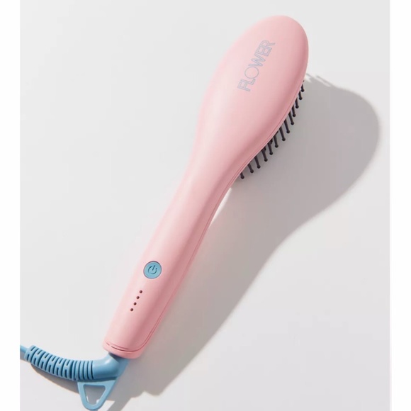 Drew Barrymore Flower Hair Drew Barrymores Flower Brush With